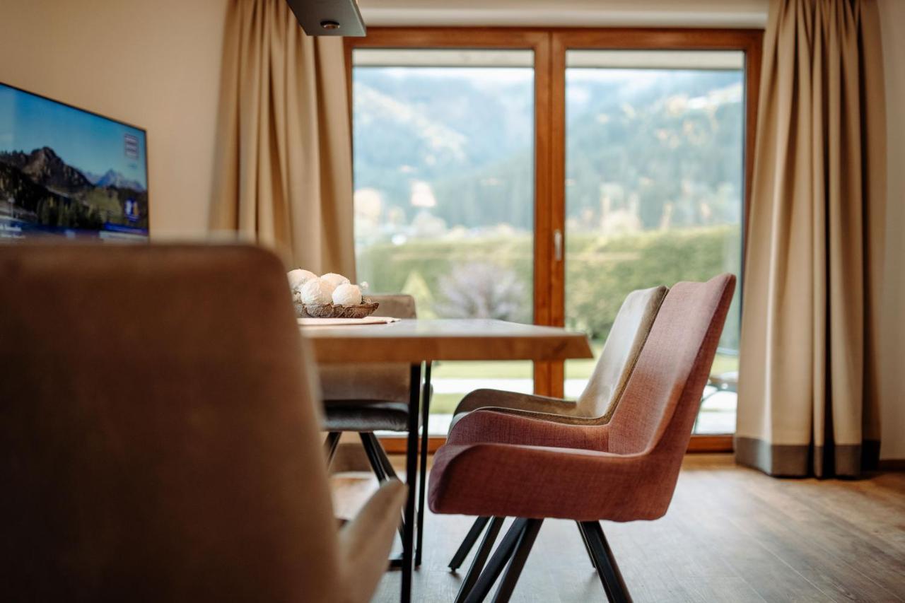 Alpin Apartement G'ret Flachau Bagian luar foto