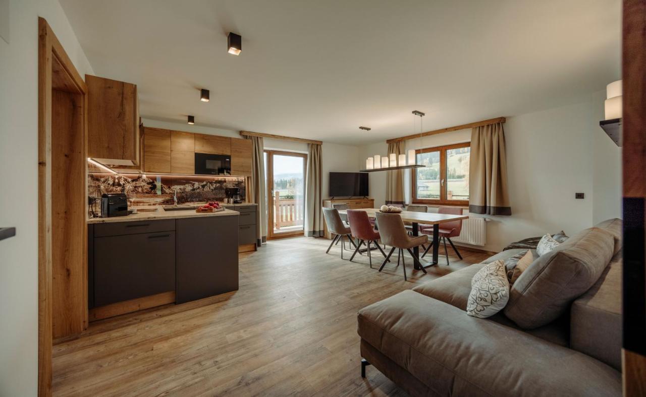 Alpin Apartement G'ret Flachau Bagian luar foto