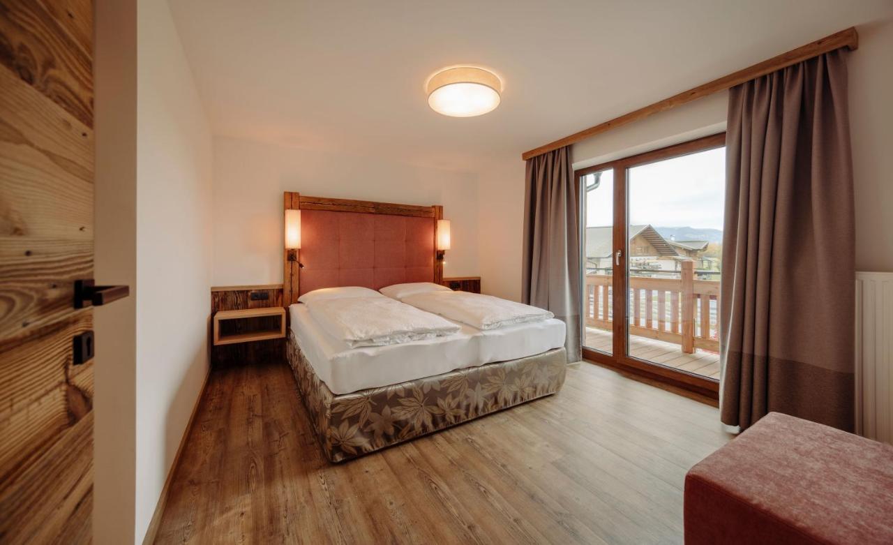 Alpin Apartement G'ret Flachau Bagian luar foto