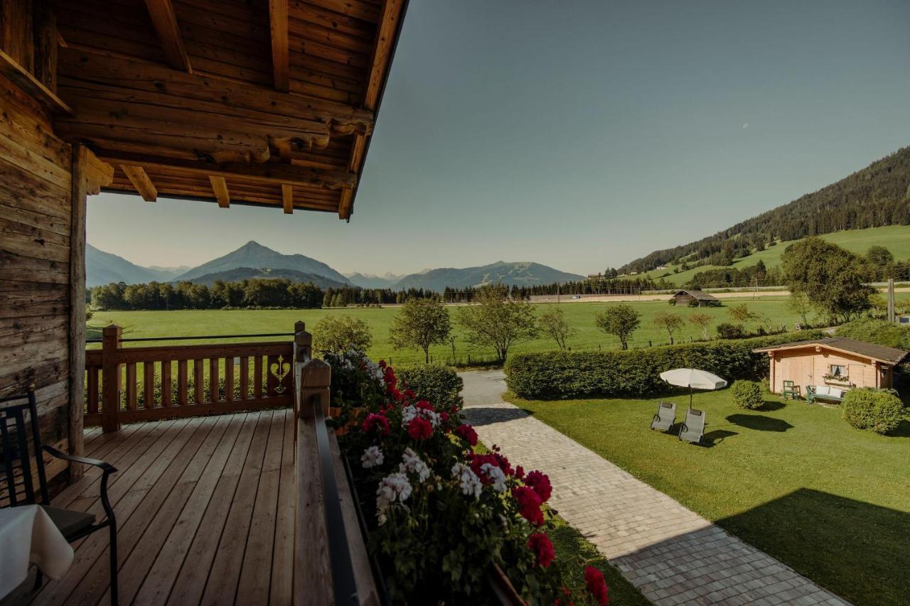 Alpin Apartement G'ret Flachau Bagian luar foto